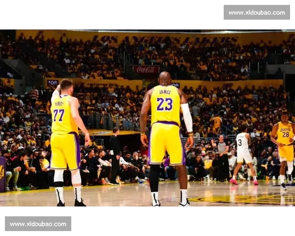 湖人今日比赛直播全程解析球星表现战术走向看点汇总焦点对决胜负悬念